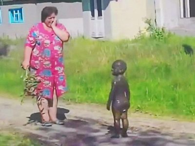 18 Photos Proving That Kids Always Know How to Make You Smile