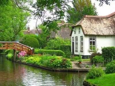 The wonderful village without roads that you wish you never had to leave